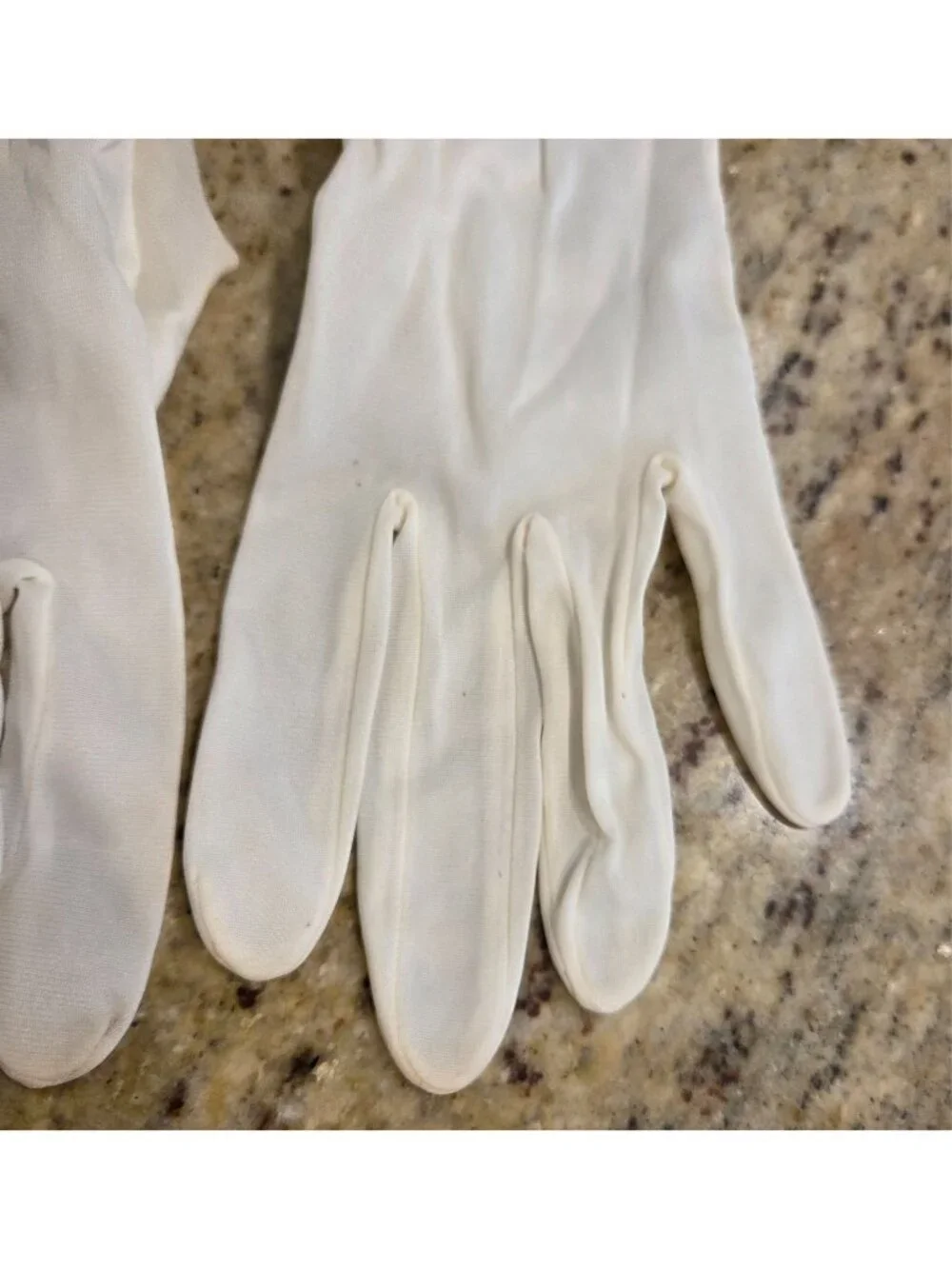 Vintage Womens Size L/XL Cream Nylon Formal Gloves 13